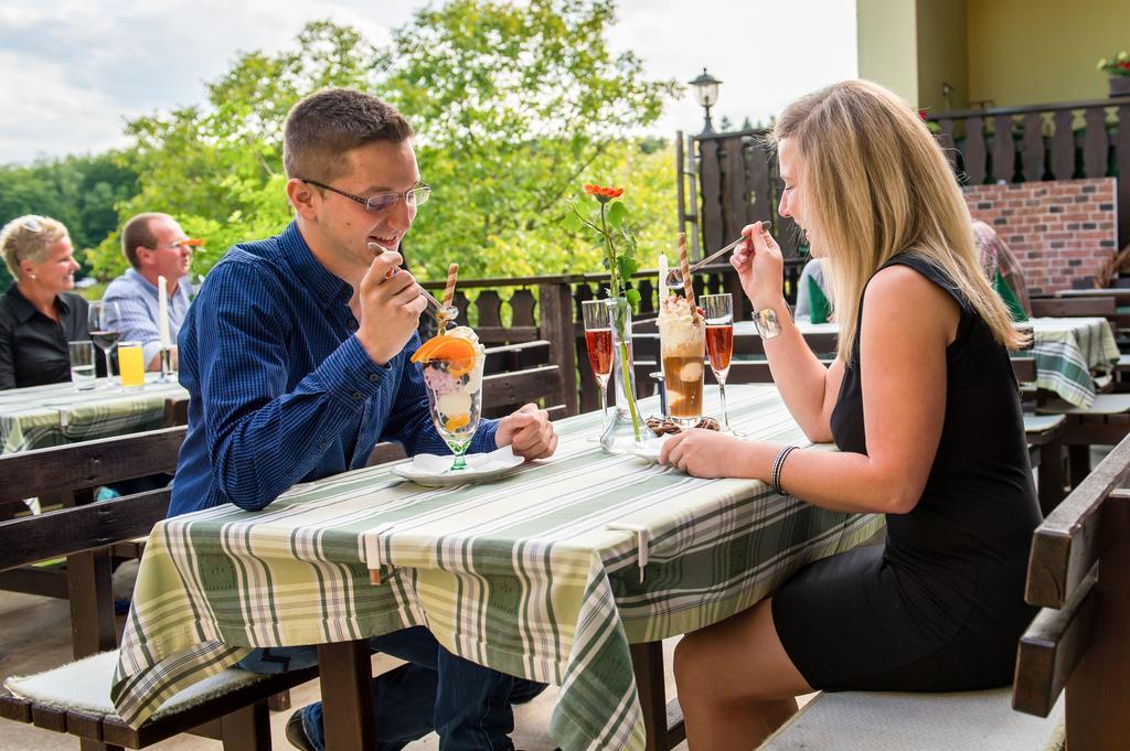 Kollerwirt Hotel Kapfenstein Ngoại thất bức ảnh